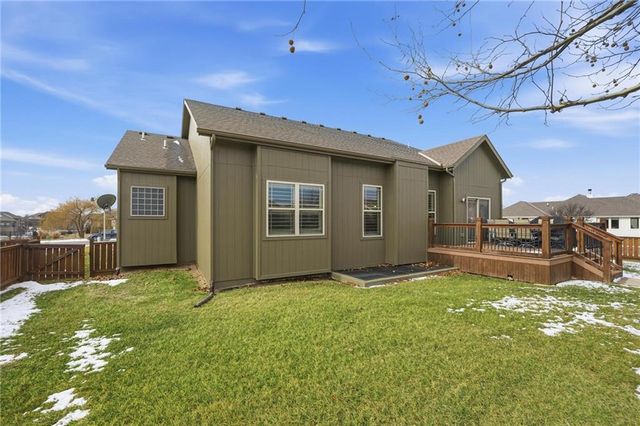 17707 S MILLRIDGE Street, Olathe, KS 66061