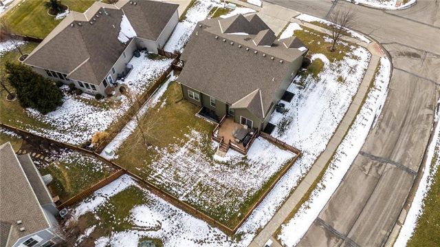 17707 S MILLRIDGE Street, Olathe, KS 66061