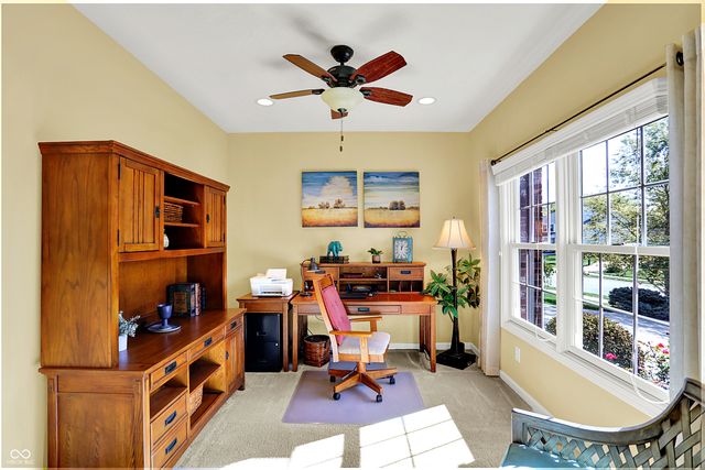 224 W Stoney Trail, Greenfield, IN 46140