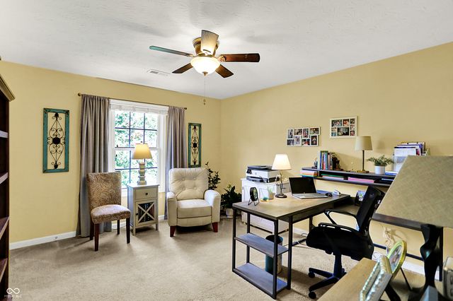 224 W Stoney Trail, Greenfield, IN 46140