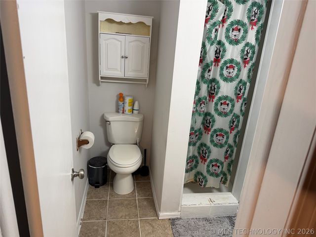 407 F NW, Ardmore, OK 73401