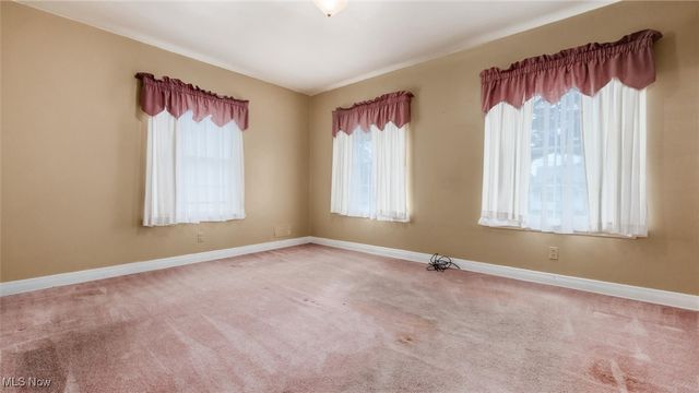 427 Harding Road, Zanesville, OH 43701