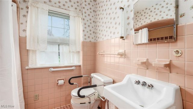 427 Harding Road, Zanesville, OH 43701