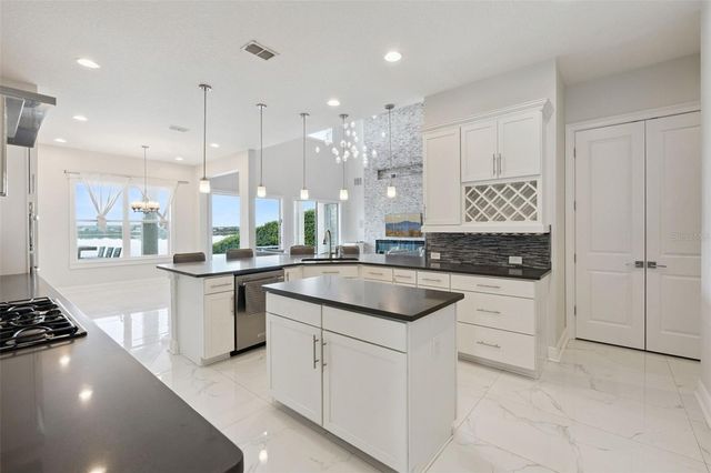 7693 GREEN MOUNTAIN WAY, Winter Garden, FL 34787