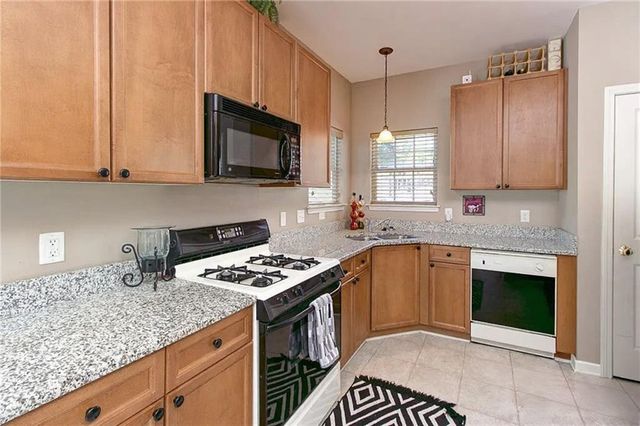 5977 Rosie Lane, Mableton, GA 30126