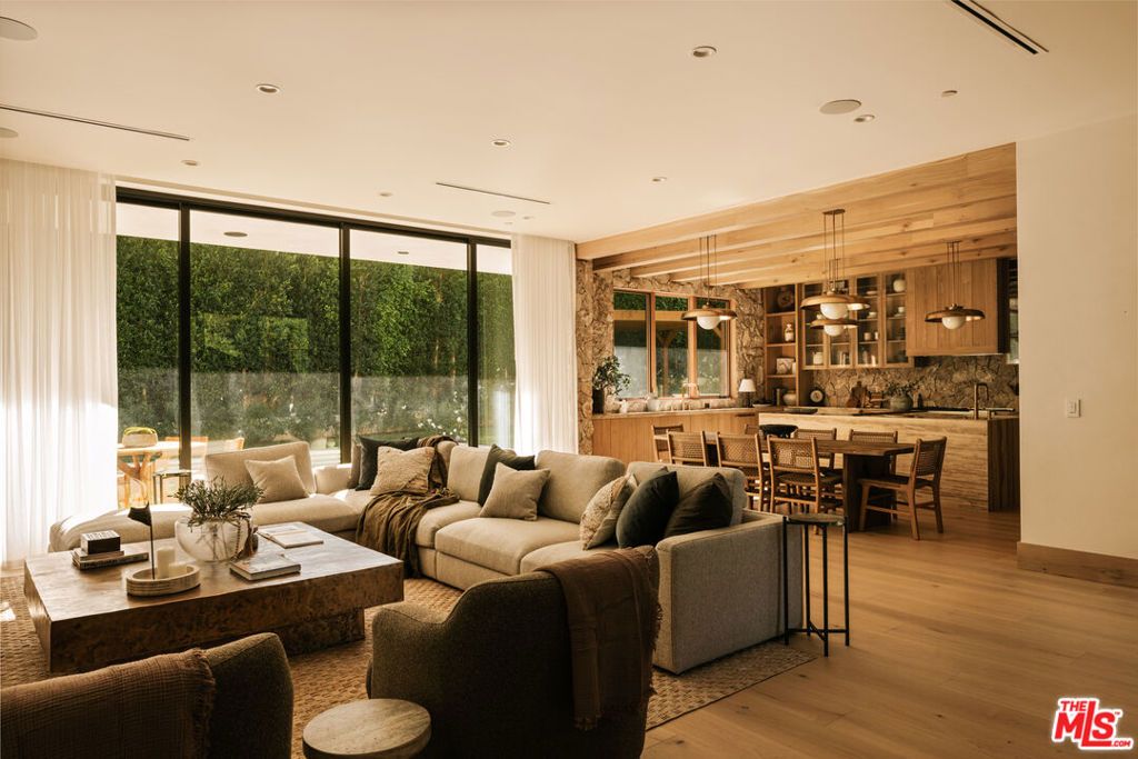 12114 Inavale Place, Los Angeles, CA 90049 — photo 4