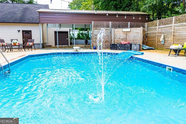 72 Oak Walk, Villa Rica, GA 30180
