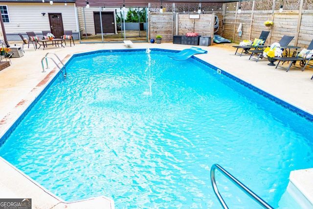 72 Oak Walk, Villa Rica, GA 30180