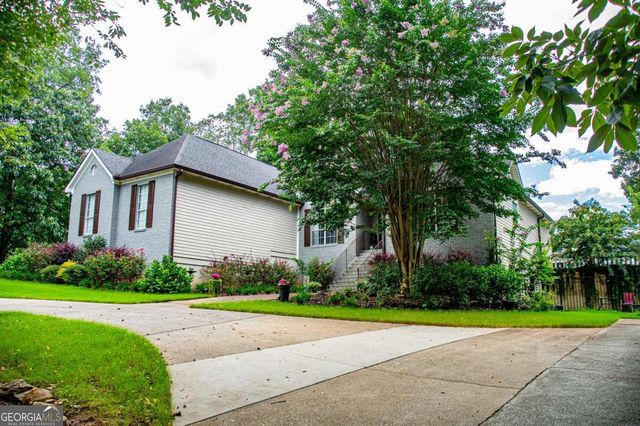 72 Oak Walk, Villa Rica, GA 30180