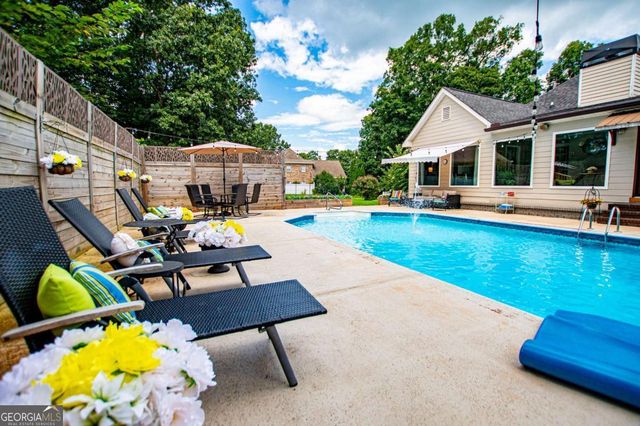 72 Oak Walk, Villa Rica, GA 30180