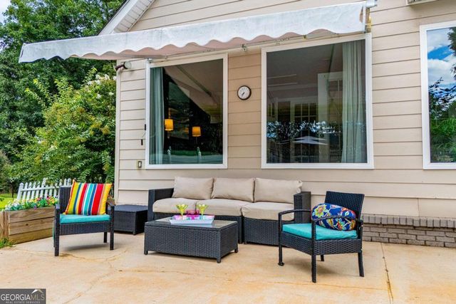 72 Oak Walk, Villa Rica, GA 30180