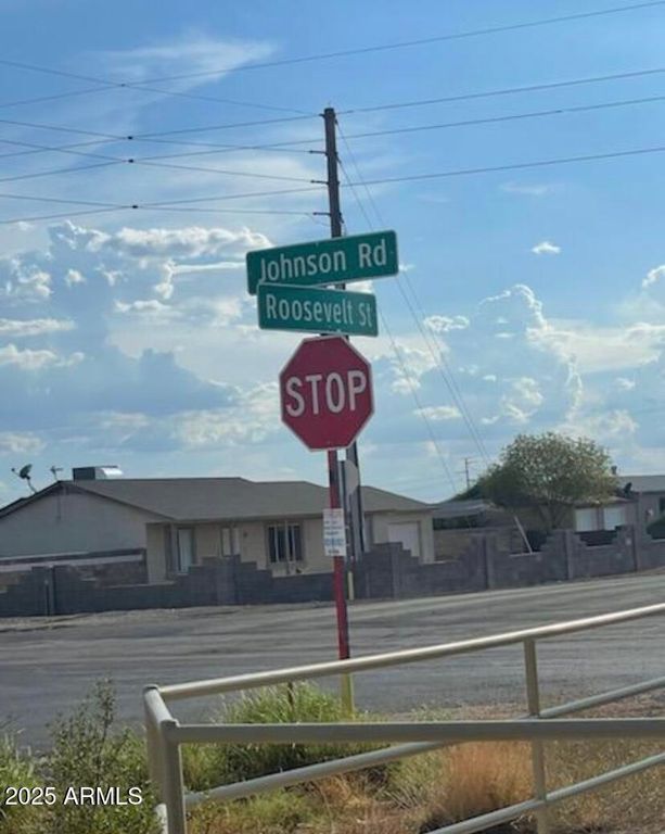 Image 4 of property listing at 30632 W ROOSEVELT Street 440, Buckeye, AZ 85396