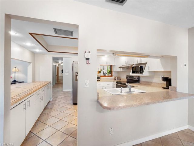 12330 McGregor Woods CIR, Fort Myers, FL 33908