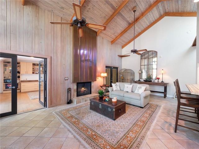 12330 McGregor Woods CIR, Fort Myers, FL 33908