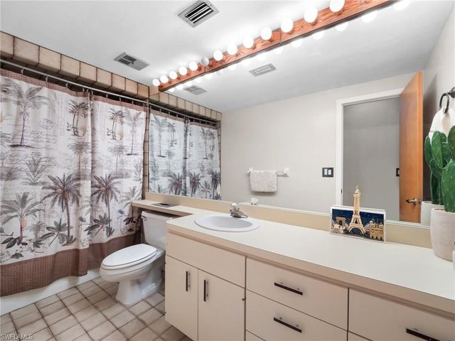 12330 McGregor Woods CIR, Fort Myers, FL 33908