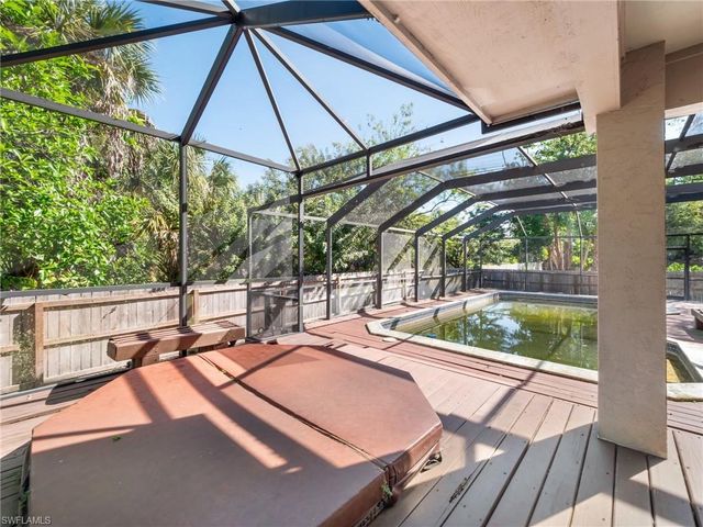 12330 McGregor Woods CIR, Fort Myers, FL 33908