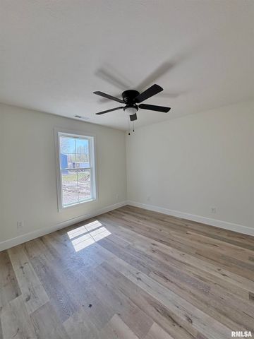 209 MADISON Street, Cambria, IL 62915