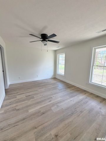 209 MADISON Street, Cambria, IL 62915