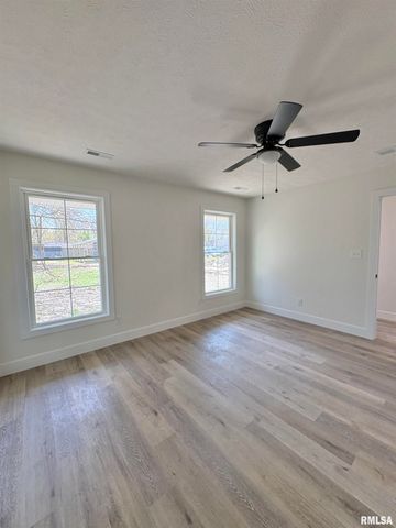 209 MADISON Street, Cambria, IL 62915