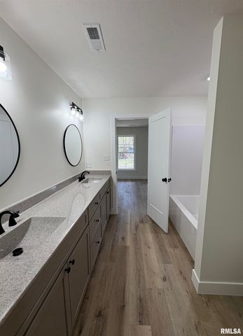 209 MADISON Street, Cambria, IL 62915