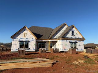 83 Dow Drive, Wetumpka, AL 36093