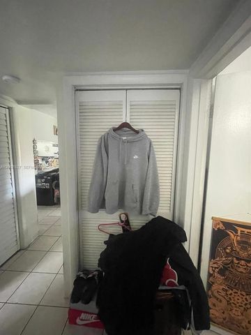 680 Miller Dr W401, Miami Springs, FL 33166