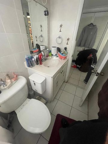 680 Miller Dr W401, Miami Springs, FL 33166