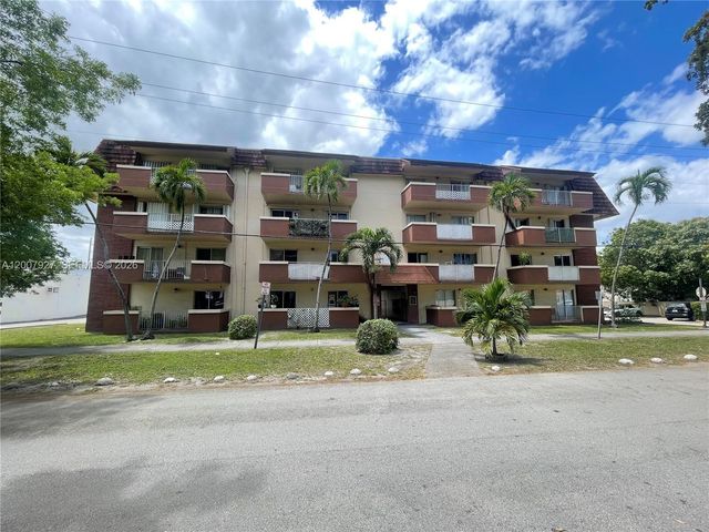 680 Miller Dr W401, Miami Springs, FL 33166