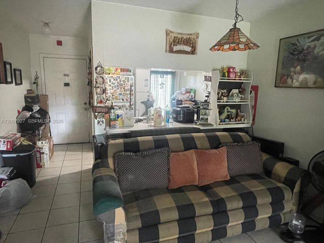 680 Miller Dr W401, Miami Springs, FL 33166