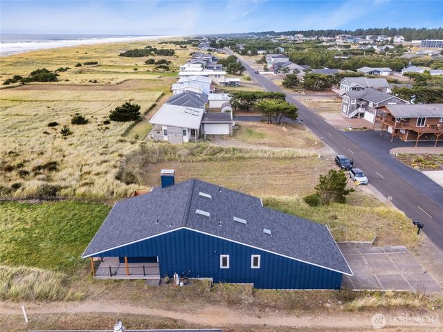 31101 G Street, Ocean Park, WA 98640