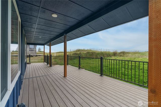 31101 G Street, Ocean Park, WA 98640