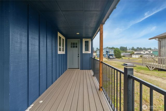31101 G Street, Ocean Park, WA 98640