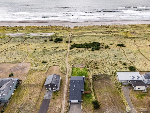 31101 G Street, Ocean Park, WA 98640
