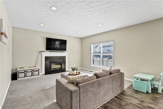 37269 White Feather Avenue, North Ridgeville, OH 44039