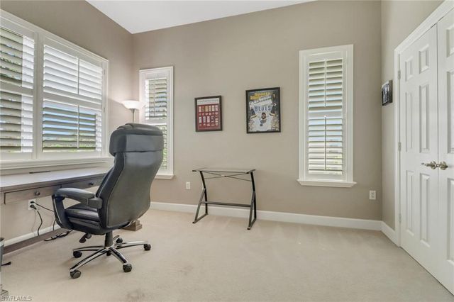 9208 Quartz LN 102, Naples, FL 34120