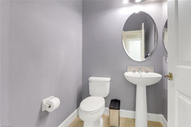 9208 Quartz LN 102, Naples, FL 34120