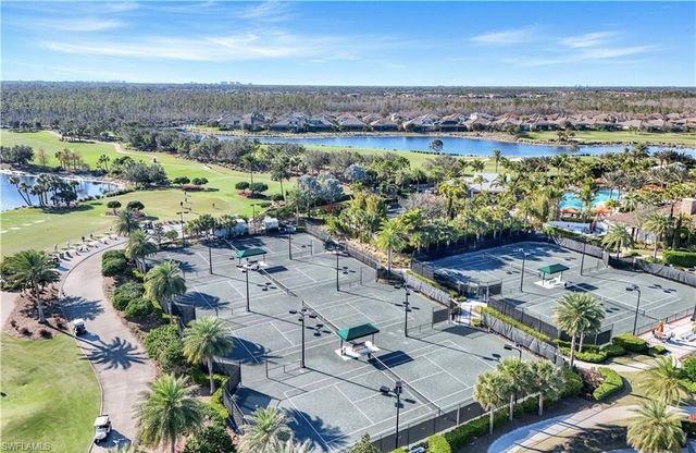 9208 Quartz LN 102, Naples, FL 34120
