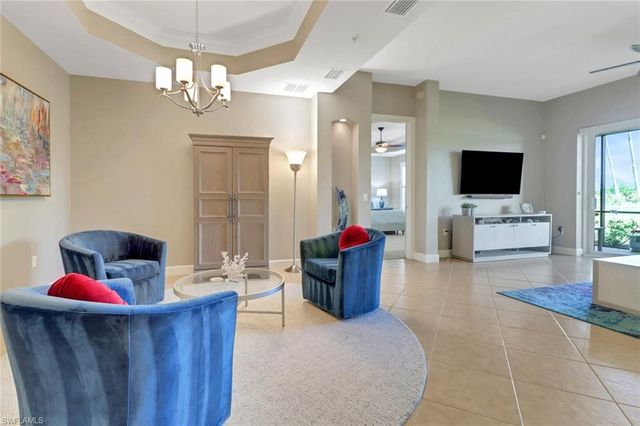 9208 Quartz LN 102, Naples, FL 34120