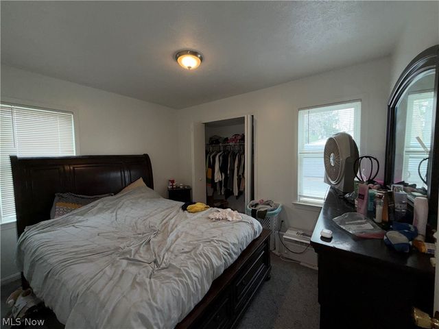 7222 Wright Avenue, Oakwood, OH 44146
