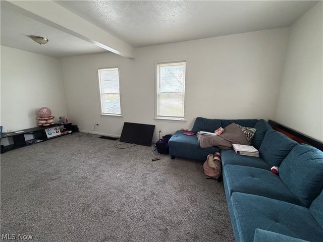 7222 Wright Avenue, Oakwood, OH 44146