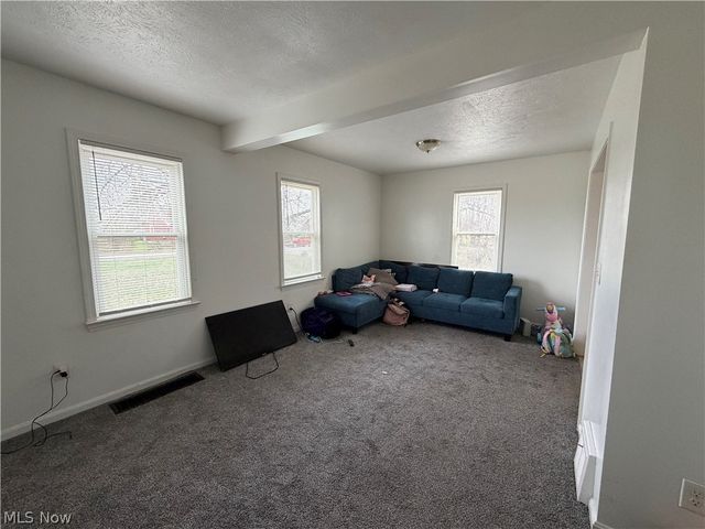 7222 Wright Avenue, Oakwood, OH 44146