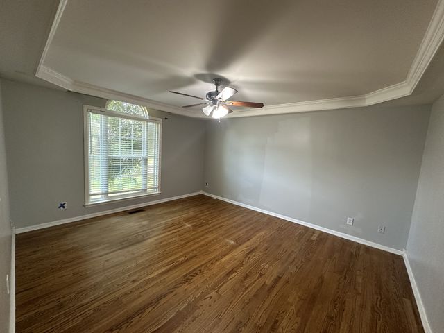 2678 Douglas Ln, Thompsons Station, TN 37179