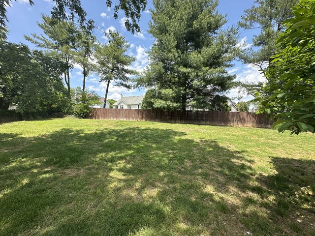 2678 Douglas Ln, Thompsons Station, TN 37179