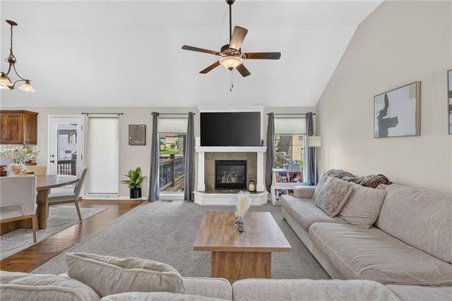 7502 NE 109th Street, Kansas City, MO 64157