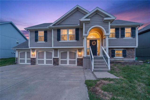 7502 NE 109th Street, Kansas City, MO 64157
