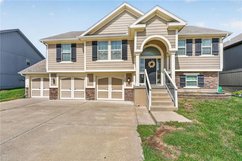 7502 NE 109th Street, Kansas City, MO 64157