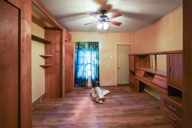 430 Spring St, Erin, TN 37061