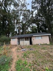 95 Cochran Rd, Marietta, GA 30060