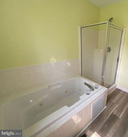 133 FOREST LINE RD, Easton, PA 18045