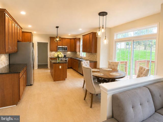133 FOREST LINE RD, Easton, PA 18045